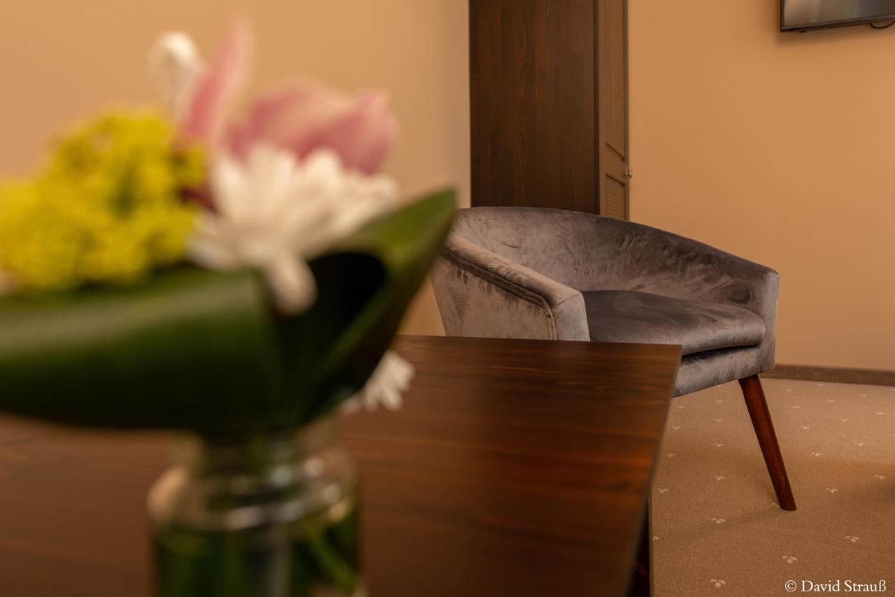 Hotel Wasserschloesschen เนาม์บวร์ก ภายนอก รูปภาพ