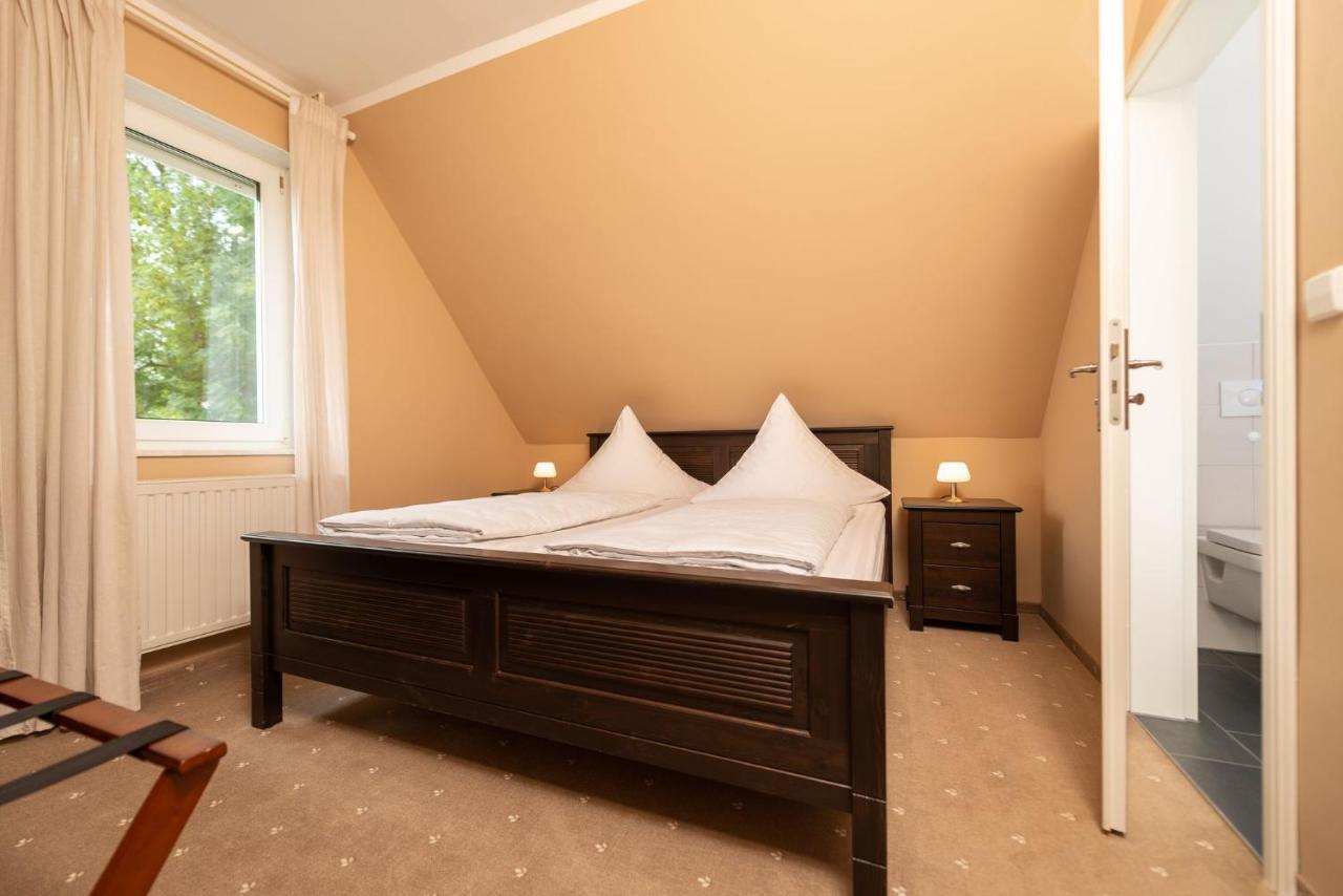Hotel Wasserschloesschen เนาม์บวร์ก ภายนอก รูปภาพ